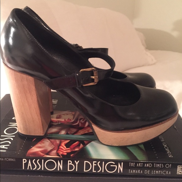 Chloe Shoes - Chloè Platform Wooden Heels.